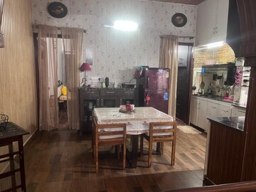 Living Room in 1 BHK Builder Floor at Dalanwala – for Rent