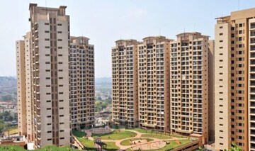 2 BHK Apartment – Exterior View View at K Raheja Heights, Malad East - for Rent