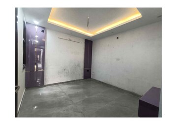 Room in 2 BHK Builder Floor at Noida Central – for Sale