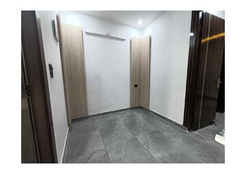Room in 2 BHK Builder Floor at Noida Central – for Sale