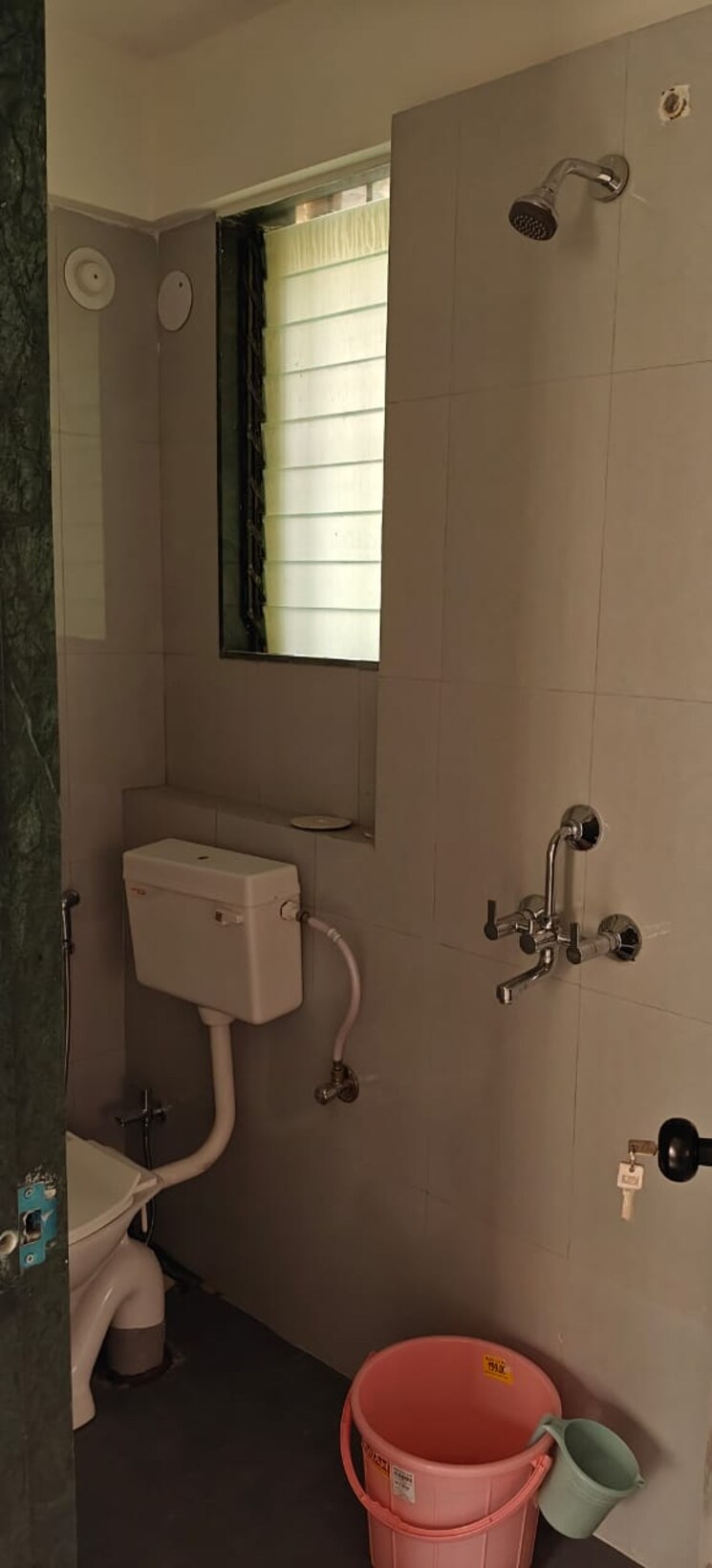 Bathroom, kalpana-chs-naupada 2 Bedroom 650 Sq.Ft. Apartment In Naupada Thane 8445470