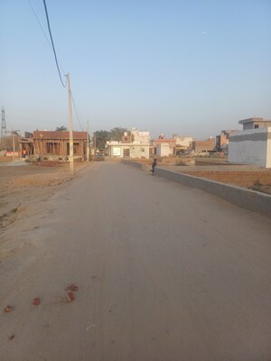  Plot For Sale in Dheeraj Nagar