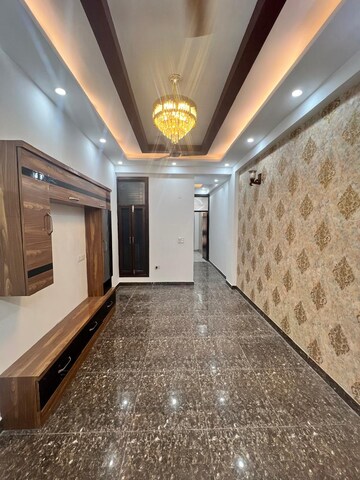 Living Room in 2 BHK Builder Floor at Indrapuram – for Sale