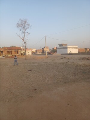  Plot For Sale in Dheeraj Nagar