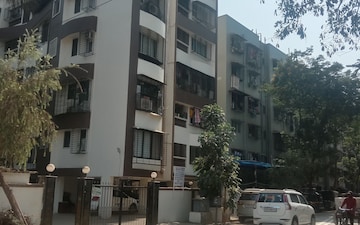 1 BHK Apartment For Rent in Radha Preet Apartment, Dahisar West