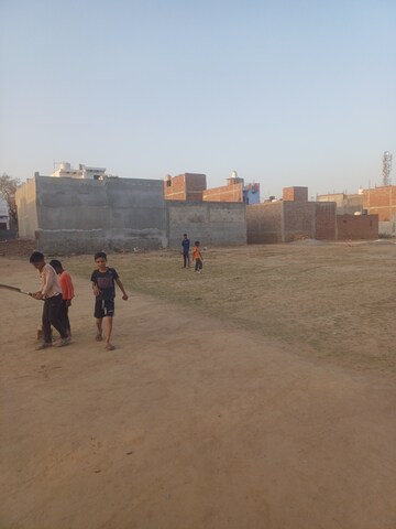  Plot For Sale in Dheeraj Nagar