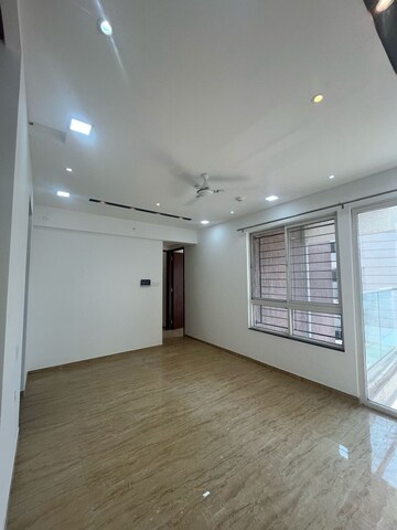 Room in 2 BHK Apartment at VTP Belair B And D Building, Mahalunge – for Rent
