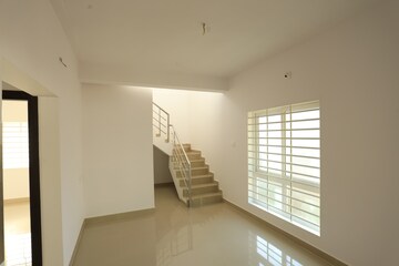 Room in 4 BHK Independent House at Kuttoor – for Sale