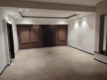 4 BHK Builder Floor For Rent in Sector 19