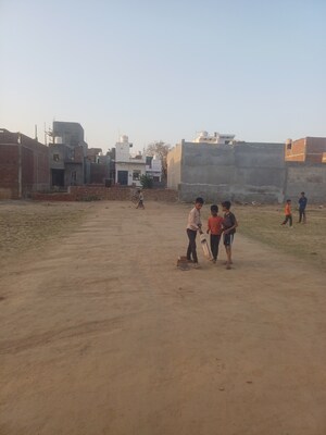  Plot For Sale in Dheeraj Nagar