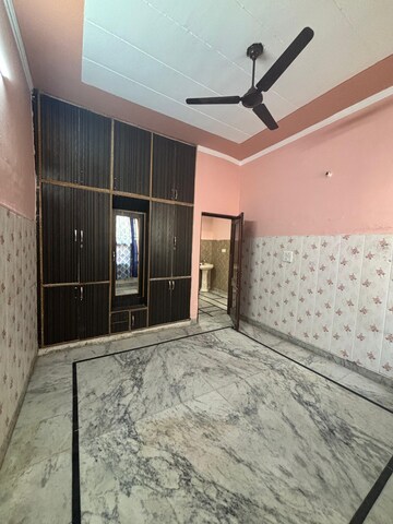 Room in 2 BHK Apartment at Sector 125 – for Rent