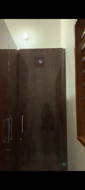 Furnished Amenities in 5 BHK Independent House at Raj Nagar Extension – for Sale