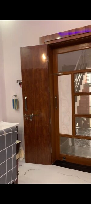 Furnished Amenities in 5 BHK Independent House at Raj Nagar Extension – for Sale