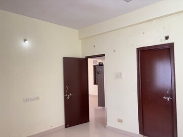 Room in 2 BHK Builder Floor at Madhapur – for Rent