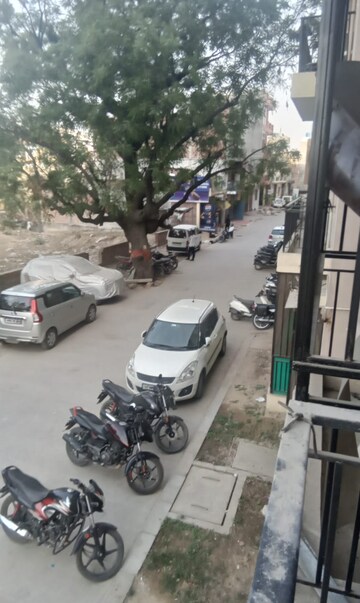 Parking in 1 BHK Apartment at Omaxe GH6 EWS and LIG, Sarsawan – for Rent