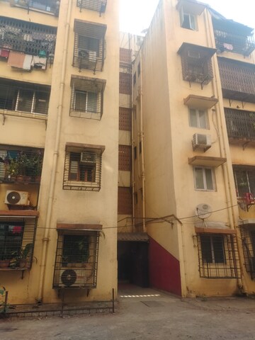 1 RK Apartment – Exterior View View at Hakimi CHS, Goregaon West - for Rent
