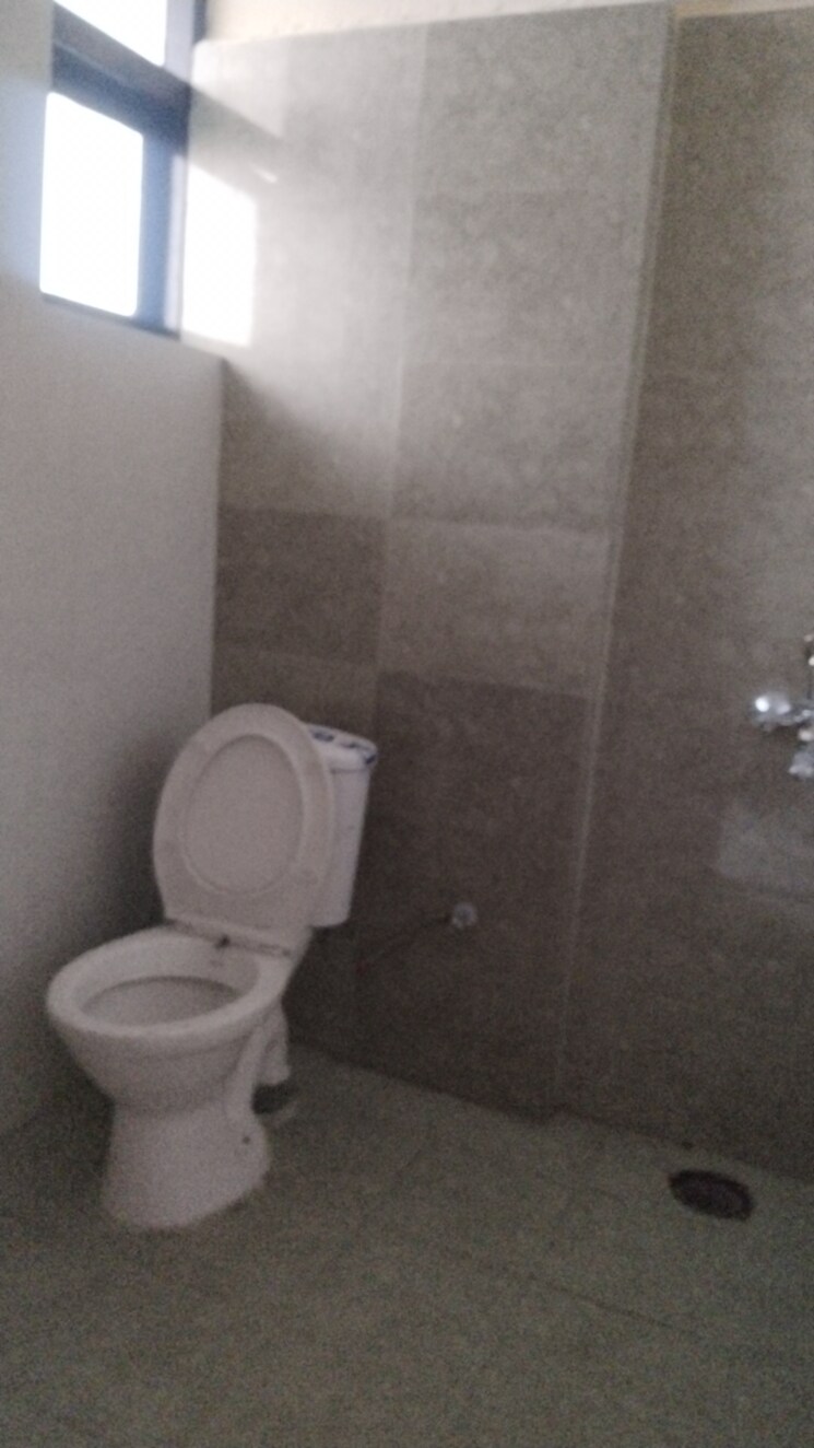 Bathroom, adore-samriddhi 3 Bedroom 645 Sq.Ft. Apartment In Sector 89 Faridabad 8445841
