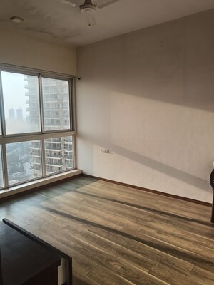Room in 2.5 BHK Apartment at LnT Crescent Bay T4, Parel – for Sale