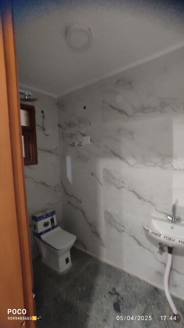 Furnished Amenities in 1 BHK Builder Floor at Mehrauli – for Rent