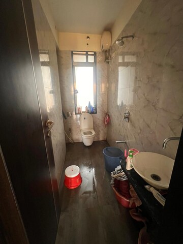 Bathroom in 3 BHK Apartment at Lucent Fressia Ranibello, Malad East – for Rent