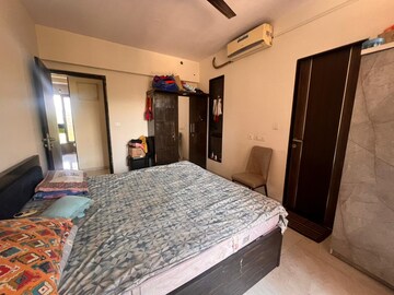 Bedroom in 3 BHK Apartment at Lucent Fressia Ranibello, Malad East – for Rent