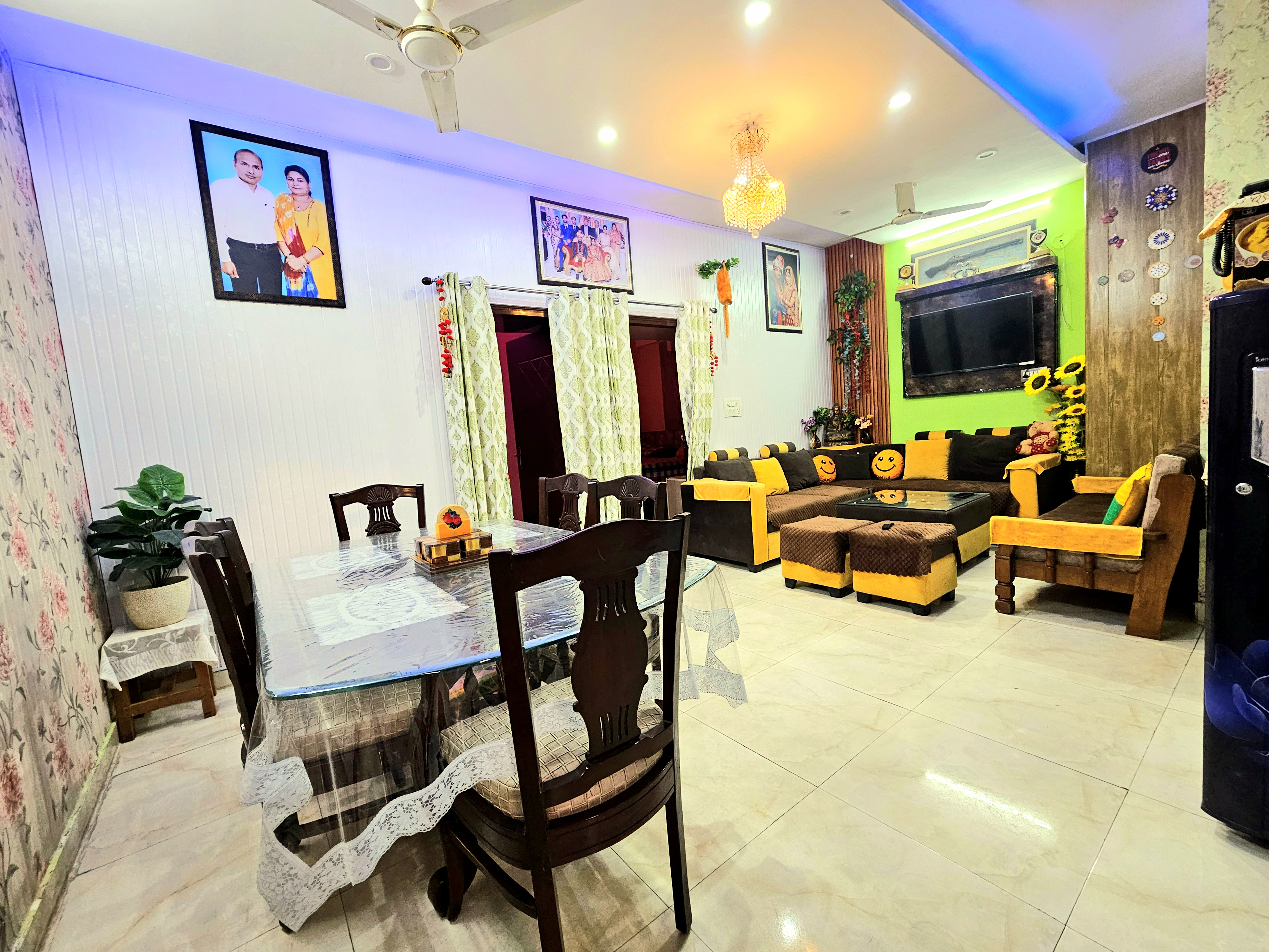 3 BHK + Servant Room Builder Floor For Sale in Shri Devaji Residency