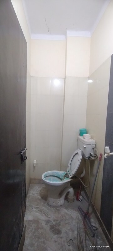 Master Bedroom in 1 RK Builder Floor at Uttam Nagar – for Rent