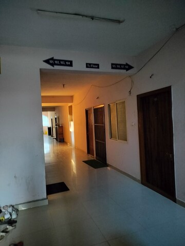 Room in 3 BHK Apartment at Paramount Jewel Apartments, Tolichowki – for Sale