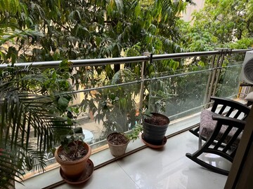 Gym in 3 BHK Apartment at Juhu – for Rent