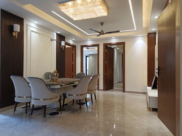 Gym in 4 BHK Builder Floor at Sector 27 – for Sale