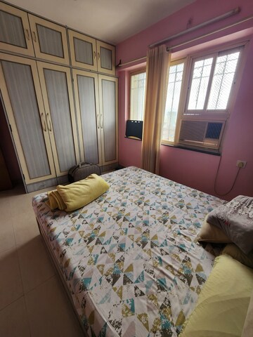 Bedroom in 2 BHK Apartment at Dosti Acres Aster, Wadala East – for Rent