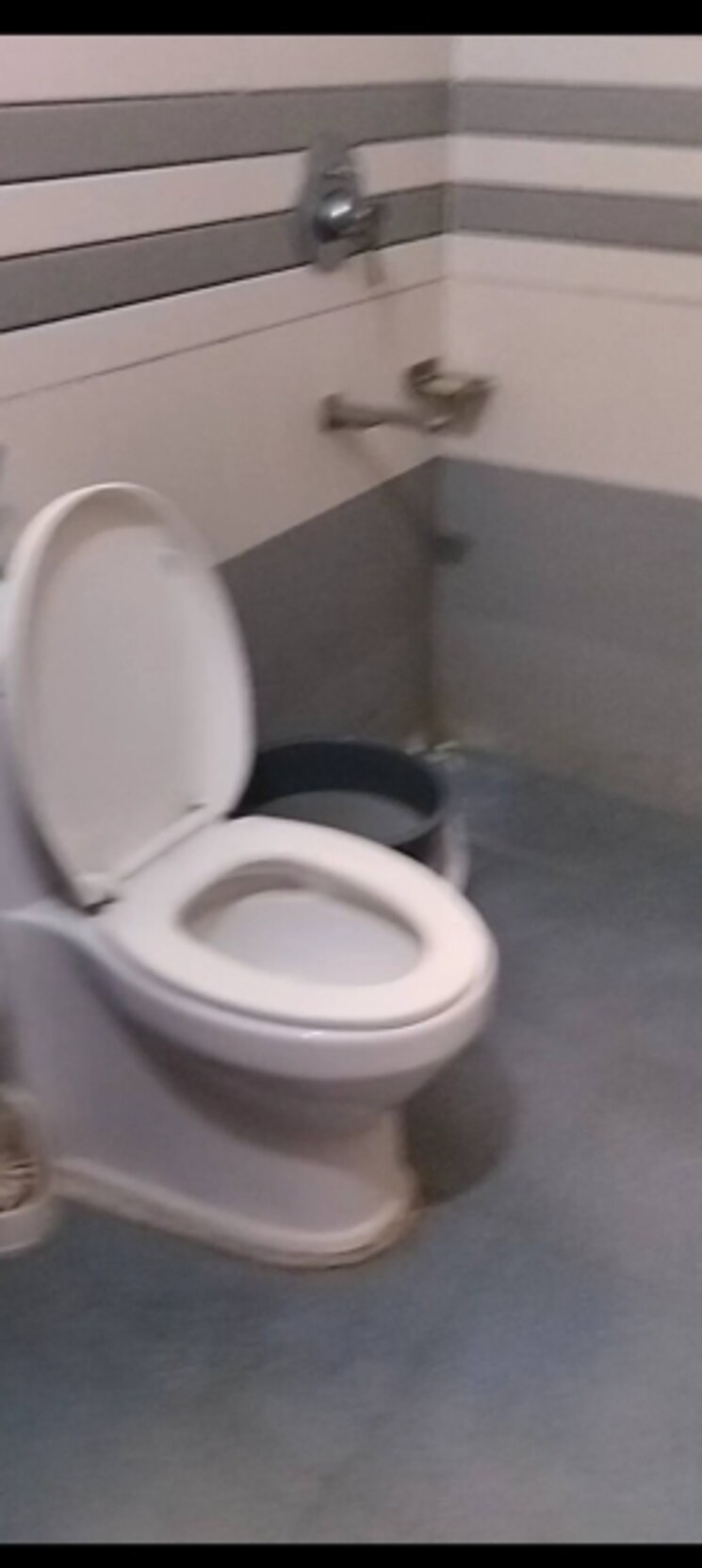 Bathroom, mvl-ipark 1 Bedroom 700 Sq.Ft. Builder Floor In Sector 15 Gurgaon 8446040