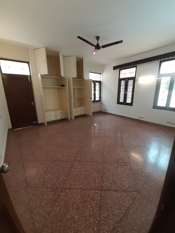 6+ BHK Independent House For Rent in New Friends Colony