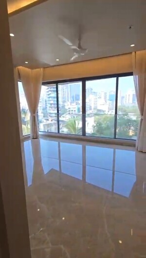 4 BHK Apartment For Sale in Silver 33 West, Khar West