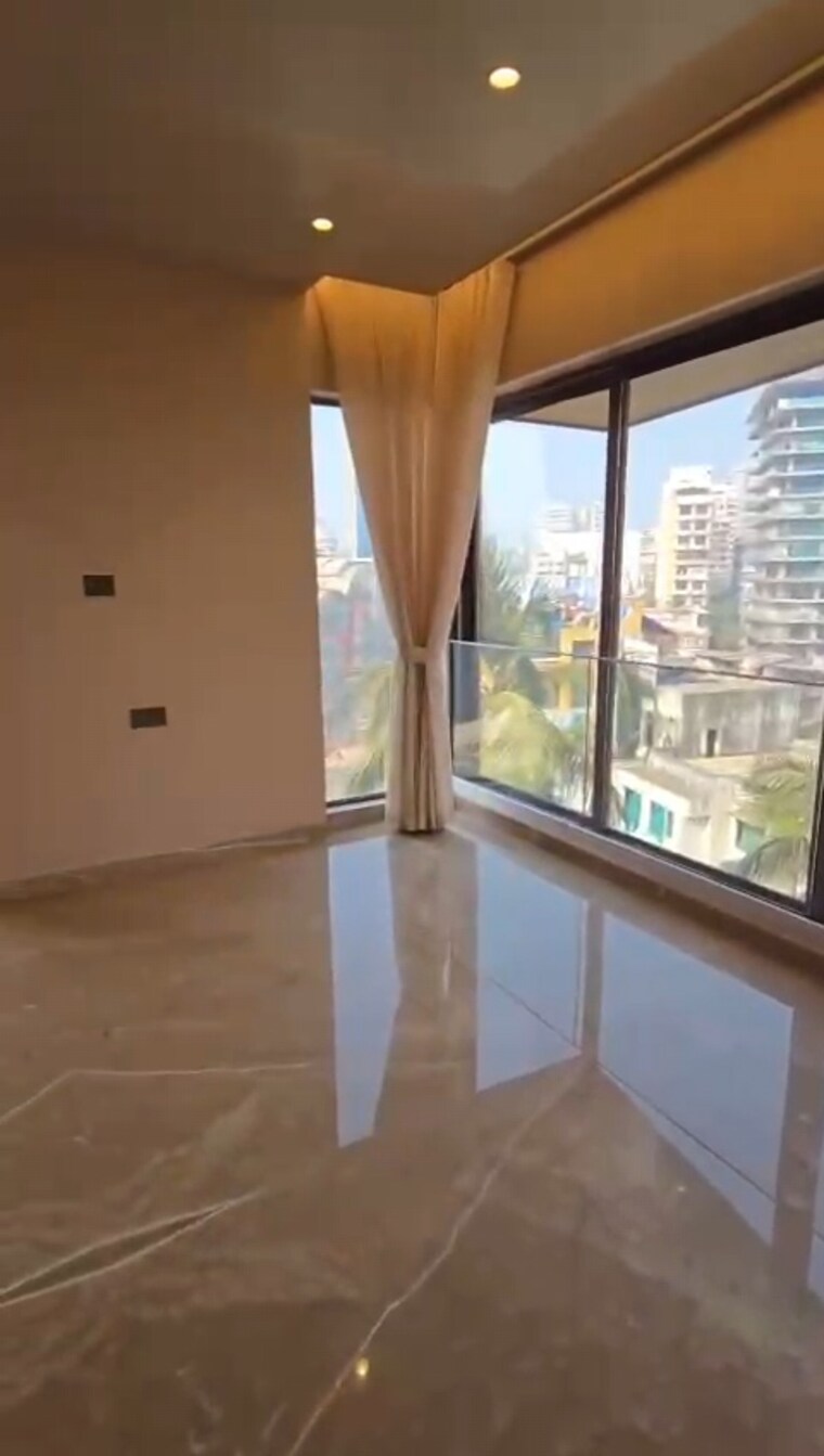 undefined, silver-33-west 4 Bedroom 1400 Sq.Ft. Apartment In Khar West Mumbai 8446066
