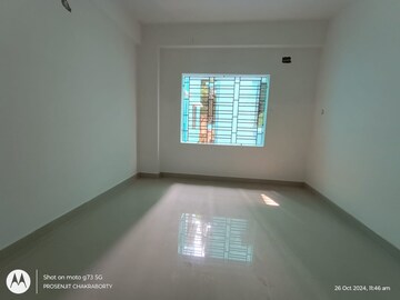 Room in 2 BHK Apartment at New Barrackpore – for Sale