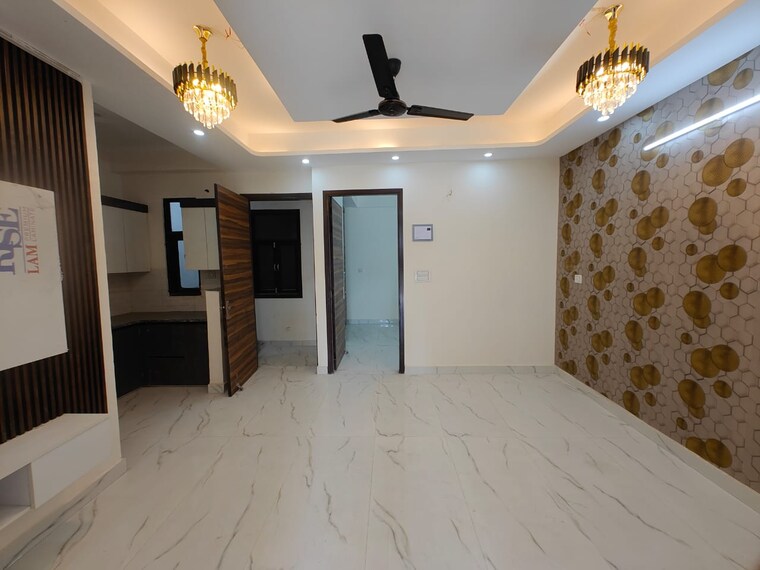 Bedroom, sector 73 2 Bedroom 1000 Sq.Ft. Builder Floor In Sector 73 Noida 8446078