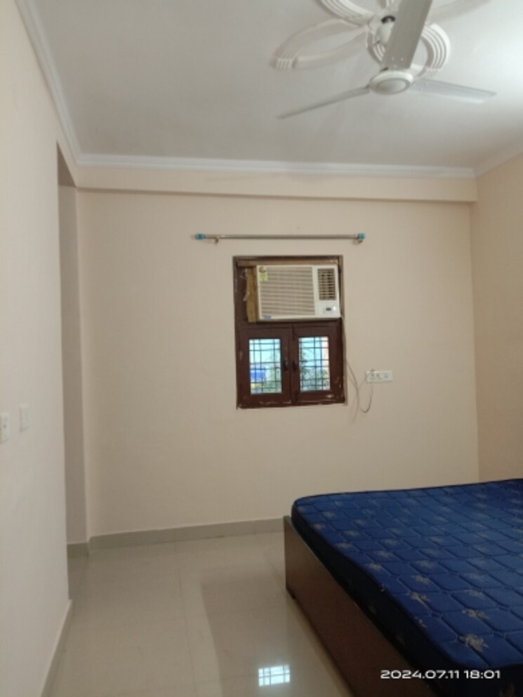 Room, satyam-plaza 2 Bedroom 1000 Sq.Ft. Builder Floor In Sector 15 Gurgaon 8446075