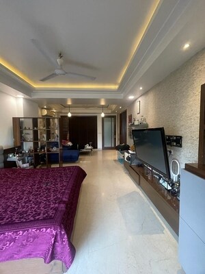 Building Lobby in 4 BHK Independent House at Maharani Bagh – for Sale