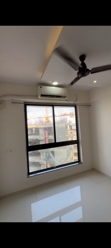 Room in 2 BHK Apartment at Sunteck City Avenue 2, Goregaon West – for Rent