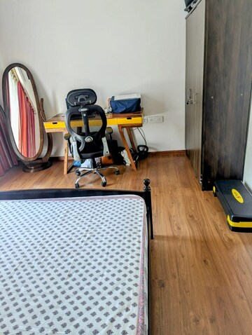 Master Bedroom in 3.5 BHK Builder Floor at Ansal Sushant Lok I, Sector 43 – for Rent