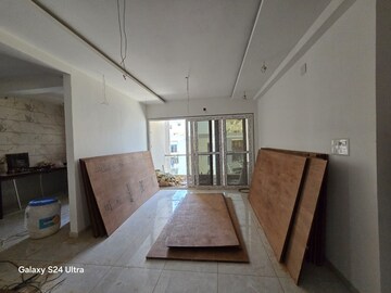 Living Room in 4 BHK Apartment at Sama Savli Road – for Rent