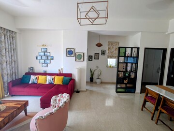 Living Room in 3 BHK Builder Floor at Ansal Sushant Lok I, Sector 43 – for Rent