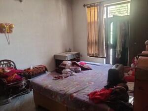 Room in 6 BHK Villa at Pallavpuram – for Sale