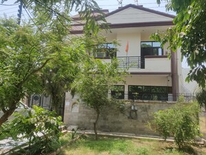 6 BHK Villa – Exterior View View at Pallavpuram - for Sale