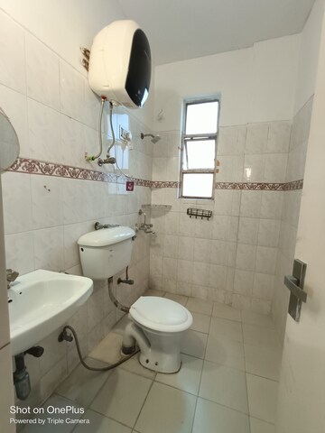 Master Bedroom in 1 RK Apartment at Maple Heights, Sector 43 – for Rent