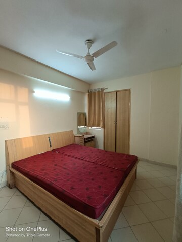 Bedroom in 1 RK Apartment at Maple Heights, Sector 43 – for Rent