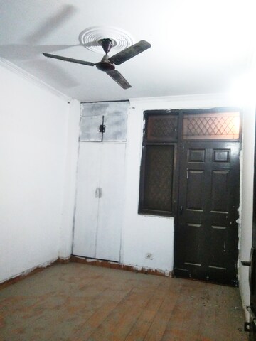 Room in 3 BHK Builder Floor at Chattarpur – for Sale