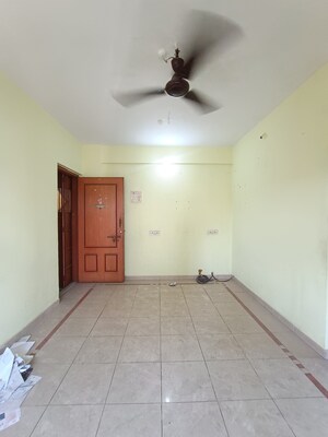 Room in 1 BHK Apartment at Sortee Somnath Society, Dahisar West – for Sale