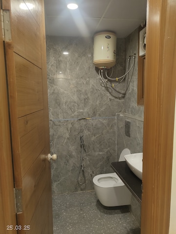 Living Room in 2 BHK Builder Floor at Sector 45 – for Rent